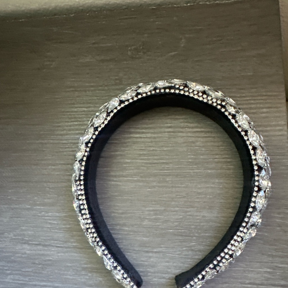 Zara Black and Silver Crystal Headband - Picture 6 of 10
